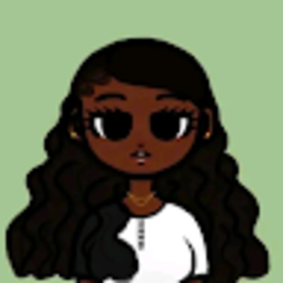 Meet your Posher, Alyssa - Picture 1 of 1